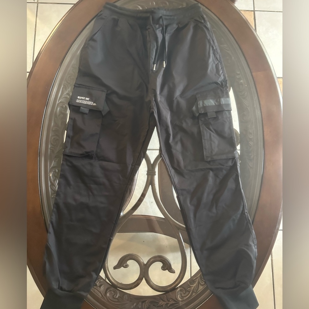 Niepceinc sweats